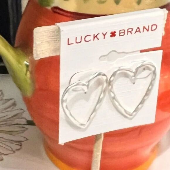 NWT Lucky Brand Silver Heart Stud Earrings #LBER1 - Picture 5 of 6
